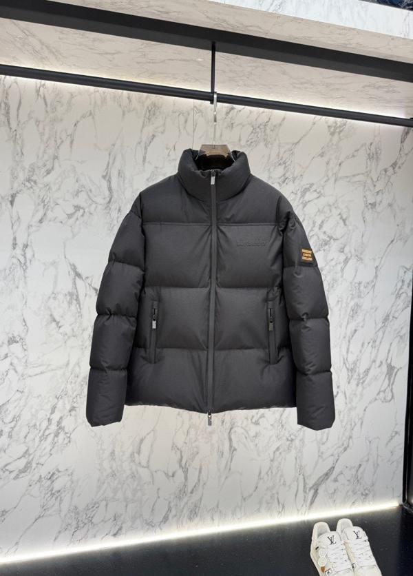 버** 730 잉글랜드 런던 하이넥 구스다운 패딩