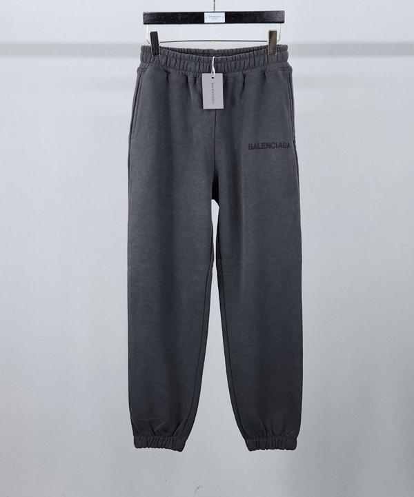 발**** 오버핏 엠보백로고 트레이닝 팬츠